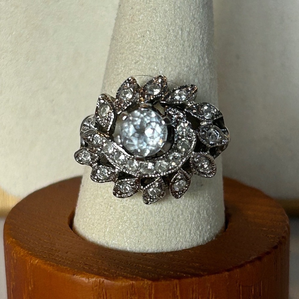 Sarah Coventry 18KT HGE Crystal Floral Cluster Cocktail Ring Size 6.75 Vintage